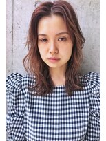 バロンフェム(baLon.fem) 【Stylist 本田愛】大人女子に人気！愛されくびれミディロング