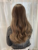 ツムグ 代官山店(TUMUGU)&nbsp;脱白髪染めハイライトグラデーションカラーサンドベージュ