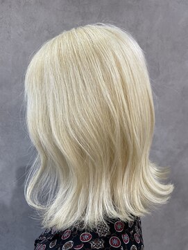 ターフタカサキディエル(TURF TAKASAKI D.L) 抜きっぱなしブロンドヘア