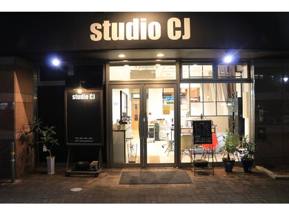 スタジオシージェー(Studio CJ)の写真