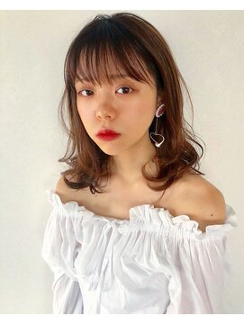 ミリ 調布店(Mili) 【Mili 千歳烏山】カーキグレージュ×シースルーバング大人ロブ