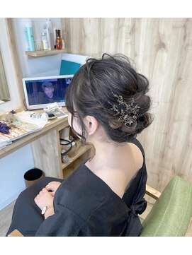 カミケンネクスト(kamiken.next) シック上品ドライフラワーお呼ばれアレンジ【カミケンネクスト】