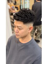 フランクスバーバーリザーブ 人形町店(FRANK’S BARBER RESERVE) スキンフェード/七三/アイパー/人形町 y