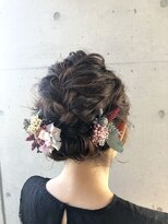 アチーブリス(achieve Liss)&nbsp;大人上品　ショートアップスタイル シニヨンアレンジ