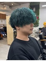 サラ HAIR&MAKE SALA 相模大塚店 ツイストスパイラル グリーンカラー