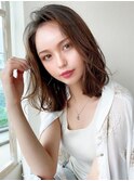 後れ毛が可愛い顔周りレイヤー/ナチュラルアッシュ/顔周り