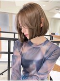 ハイライト白髪ぼかしダブルカラーインナーカラーショートボブ