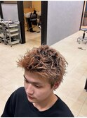 スパイキーショート