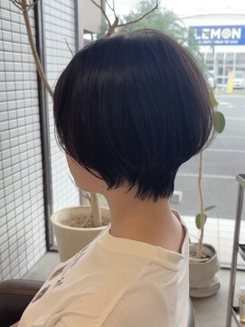 テン(TEN) 丸みショート