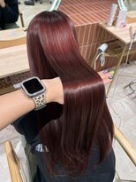 ヘアーアンドメイク ビス(HAIR&MAKE bis)&nbsp;ハーフブリーチで叶える、やわらかレッド【ココネ】