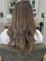 シェル 津山の手店(shel)&nbsp;ブリーチあり/ミルクティーベージュ/大人可愛いニュアンスカラー