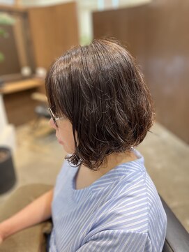リップス ヘアー(Lips hair) 前下がりボブのデジタルパーマスタイル♪