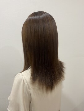 シャンティ(Shanti) 縮毛矯正専門店による縮毛矯正&髪質改善トリートメント