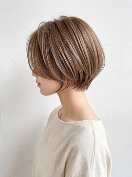ラミ(L'ami) 【東 純平】前髪なし 小顔 丸みショート　ナチュラルベージュ