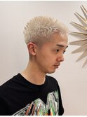 ブランドカラー　バズカット　テーパーフェード