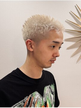 メゾンフォーメン 心斎橋店(Maison for men) ブランドカラー バズカット テーパーフェード