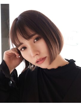 レイナ レイ REINA REY ミニボブ☆透けるモカグレージュ◇片耳かけヘルシーロブ