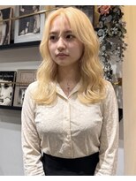 グッドフェローズ キタホリエ(GoodFellas kitahorie)&nbsp;透明感ハイトーンレイヤーカールミディアムブリーチ透明感カラー