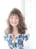 イルミナスケルトングレージュ