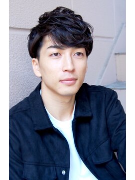 メリケンバーバーショップ コウベ(MERICAN BARBERSHOP KOBE) ビジネスサイドパートショートツーブロック#m142