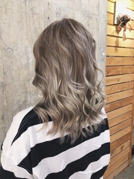 ヘアカロン 熊本本店(Hair CALON) ブロンドベージュ