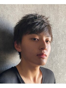 メンズアートヘアー ブーム(MEN'S ART HAIR BOOM) ゆるめスパイラル風ショート