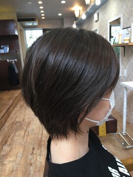 ラキ(Laki) ショートボブ