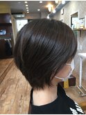 ショートボブ