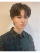 リコ ヘアアンドリラクゼーション 名駅店(LICO HAIR＆RELAXATION)&nbsp;韓国風センターパートヘア　名古屋駅/名駅/メンズ