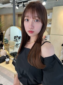 ティア(Tia.) (韓国風/くびれヘア/ロングヘア/前髪/サイドバング/小顔)