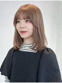 ミディアムくびれヘア顔周りレイヤーおくれ毛_ba501942