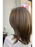 ミディアムレイヤーカット