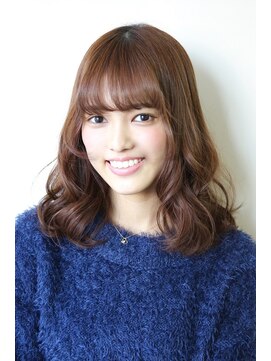 クロスオーバー(Cross Over) ふんわりミディアムパーマ