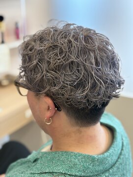 ネイロ(neiro) パーマ×ハイトーン