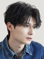 RETOUCH by fifth 大阪梅田 Men's salon 【4月13日NEW OPEN(予定)】 大阪梅田ニュアンスパーマシャドウパーマセンターパートゆるめ