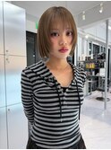 顔周りレイヤーボブ×ミルクティーベージュ