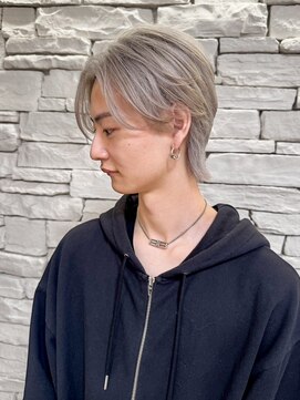 アンドファインヘアービューティー(AND FINE hair beauty) 韓国風メンズ×ホワイトベージュ