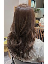 シスイ(sisui) レイヤーカット×ベージュカラー