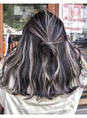 ブラック×ホワイトハイライト