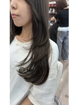 ジャップ(Jap) レイヤーカット+オリーブグレージュ