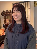 グッドフェローズ ミナミホリエ(GoodFellas minamihorie)&nbsp;ロングレイヤーで魅せるくびれ韓国カラー羽エクステ韓国ヘア艶感