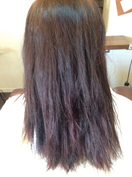 アヅマセカンド(AZUMA2nd) カラーブリーチと黒染めを繰り返した髪の矯正