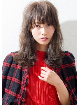 アズーア ヘアーアンドスパ(azure hair&spa) 正統派ふわっとカール/3Dカラー