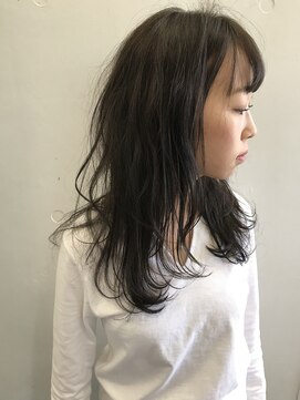 フィル(fil) 大人可愛い//ベージュミディ