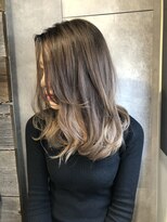 トルネード(TORNADO)&nbsp;バレイヤージュ+ハイライトロングボブ