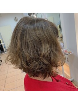 ヘアー＆フェイス ヤマ　ｈａｉｒ＆ｆａｃｅ　Ｙａｍａ パーマスタイル