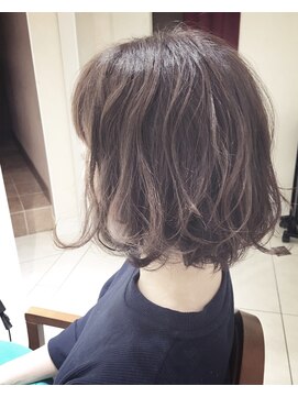 ユーフォリア 銀座本店(Euphoria) 【Euphoria】ハイライトで作るほつれボブ