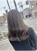 グレージュブラウン