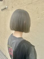 ユキオ オブ ヘアー(YUKIO of Hair) 20代30代40代小顔切りっぱなし大人ボブイヤリングカラー