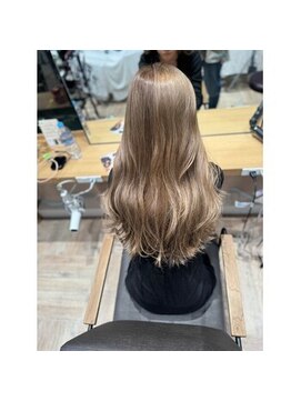 ジャパンデザイナーズアカデミー ミルクティーベージュ【堺・深井】